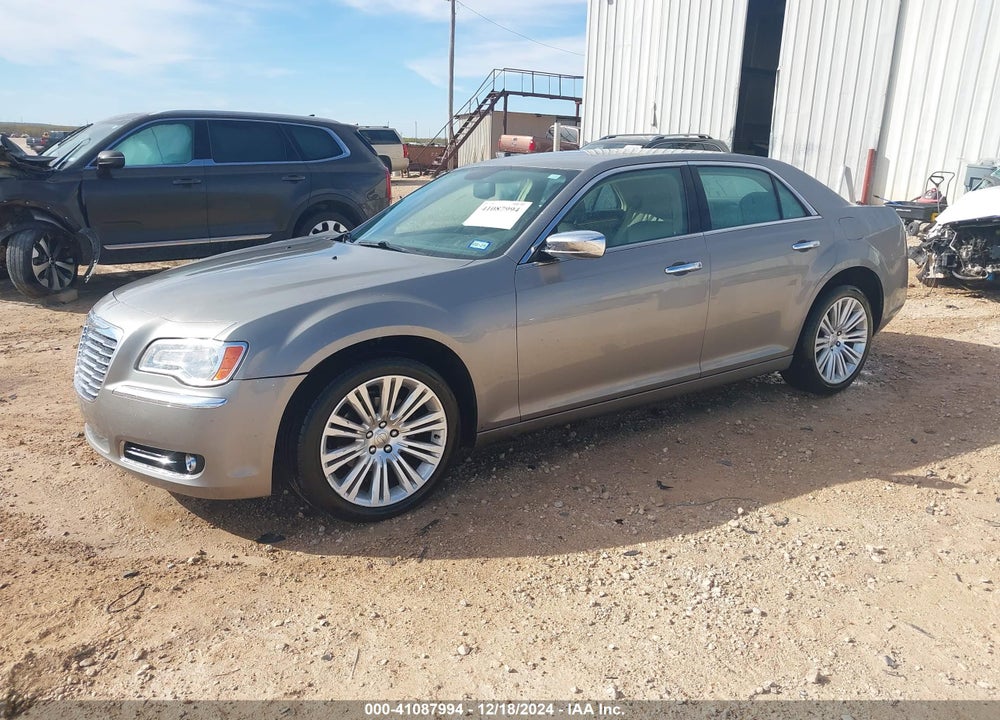 2014 CHRYSLER 300C VIN: 2C3CCAEG0EH337131
