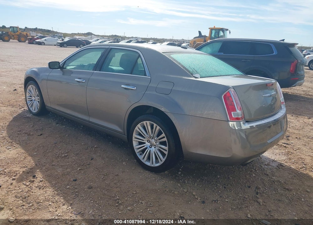 2014 CHRYSLER 300C VIN: 2C3CCAEG0EH337131