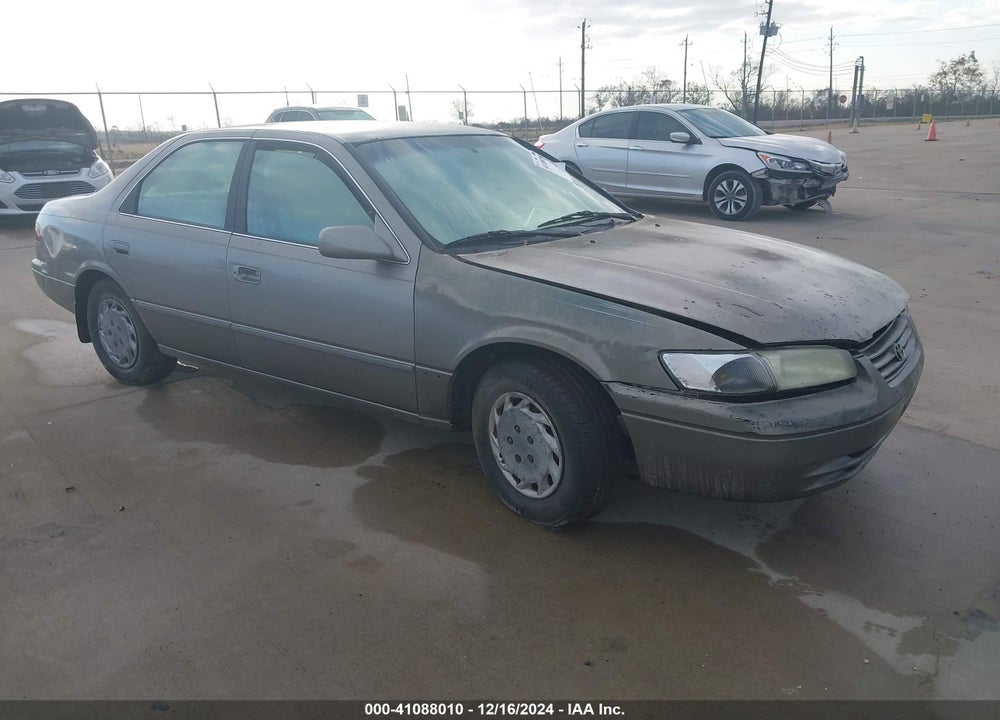 1999 TOYOTA CAMRY LE VIN: 4T1BG22K4XU429316