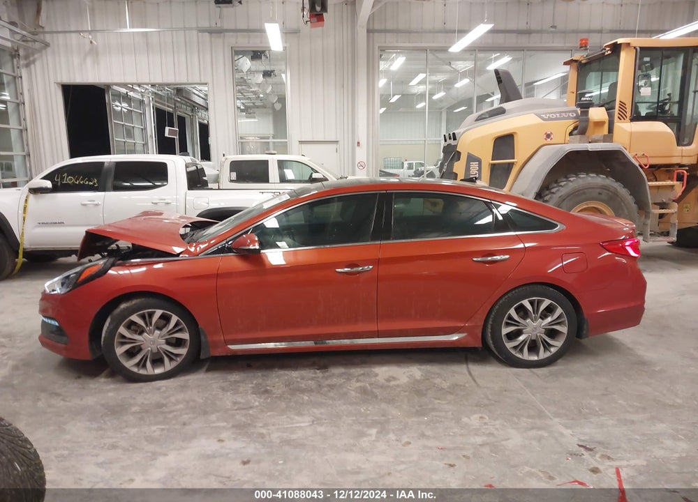 2015 HYUNDAI SONATA VIN: 5NPE34AB2FH160560