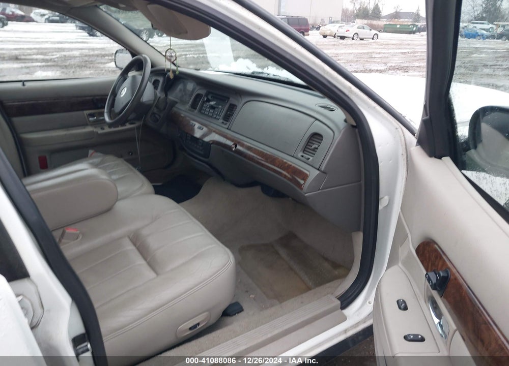 2008 MERCURY GRAND MARQUIS LS VIN: 2MEFM75VX8X624847