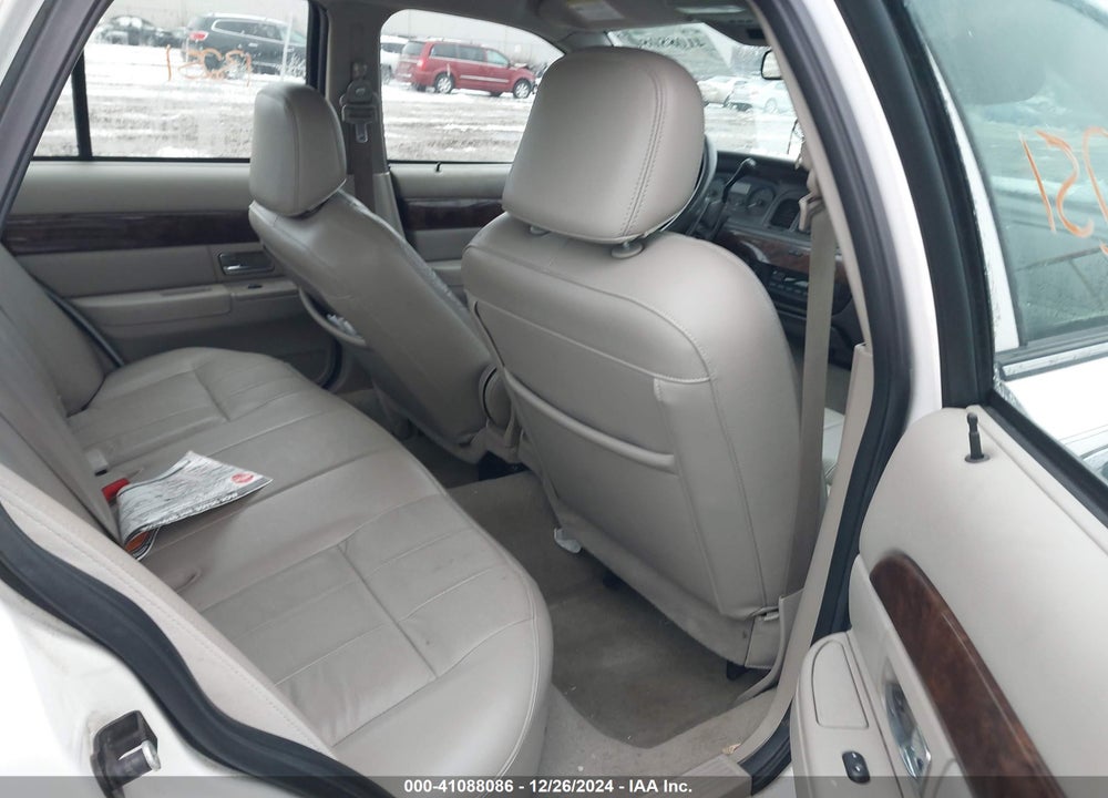 2008 MERCURY GRAND MARQUIS LS VIN: 2MEFM75VX8X624847