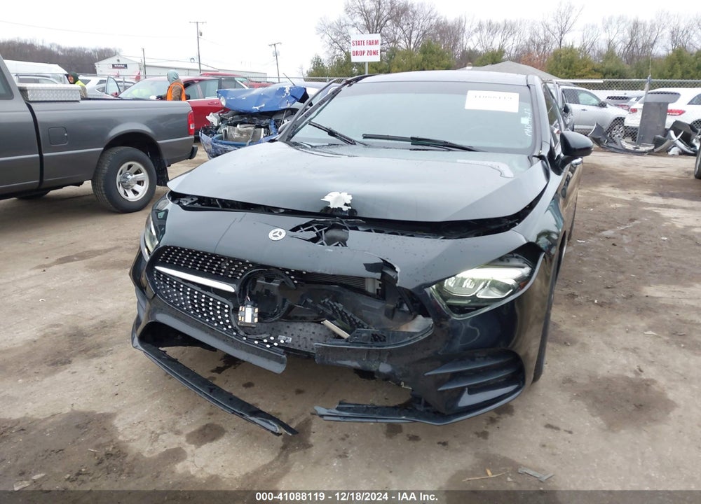 2019 MERCEDES-BENZ A 220 VIN: WDD3G4EB3KW006620