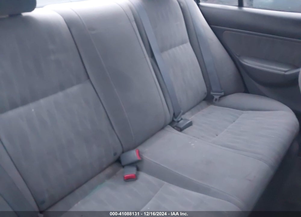 2004 HONDA CIVIC LX VIN: 2HGES16614H540705