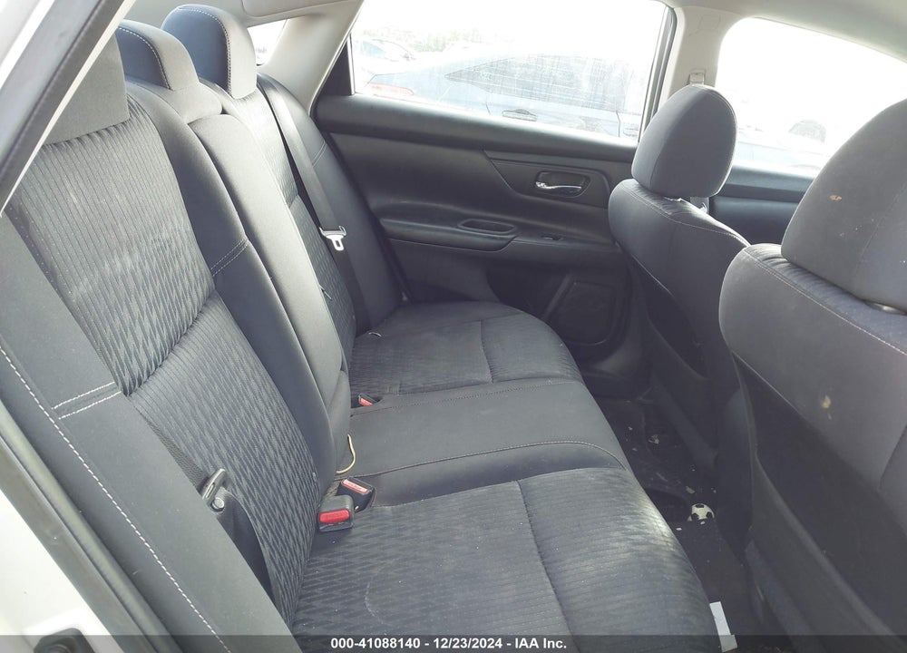 2017 NISSAN ALTIMA VIN: 1N4AL3AP2HN341204