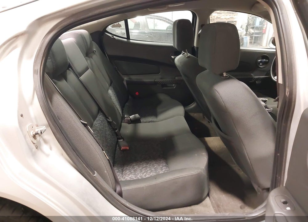 2004 PONTIAC GRAND PRIX GT1 VIN: 2G2WP522241178203
