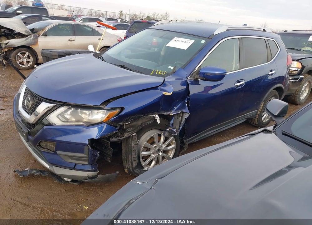 2018 NISSAN ROGUE SV VIN: KNMAT2MV5JP593909