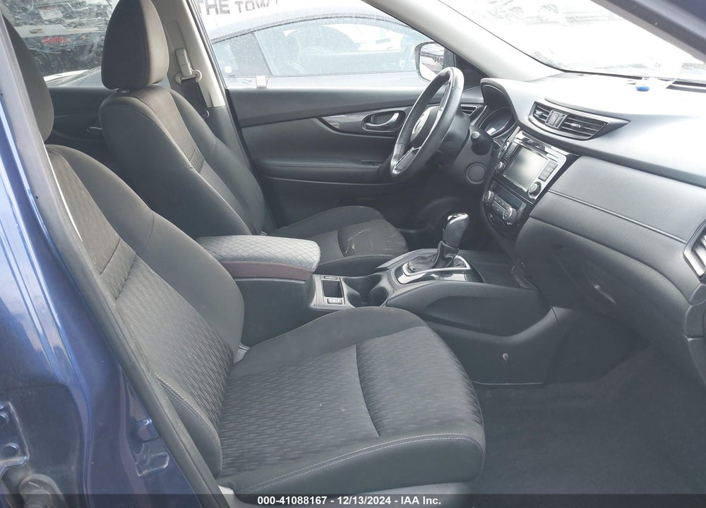 2018 NISSAN ROGUE SV VIN: KNMAT2MV5JP593909