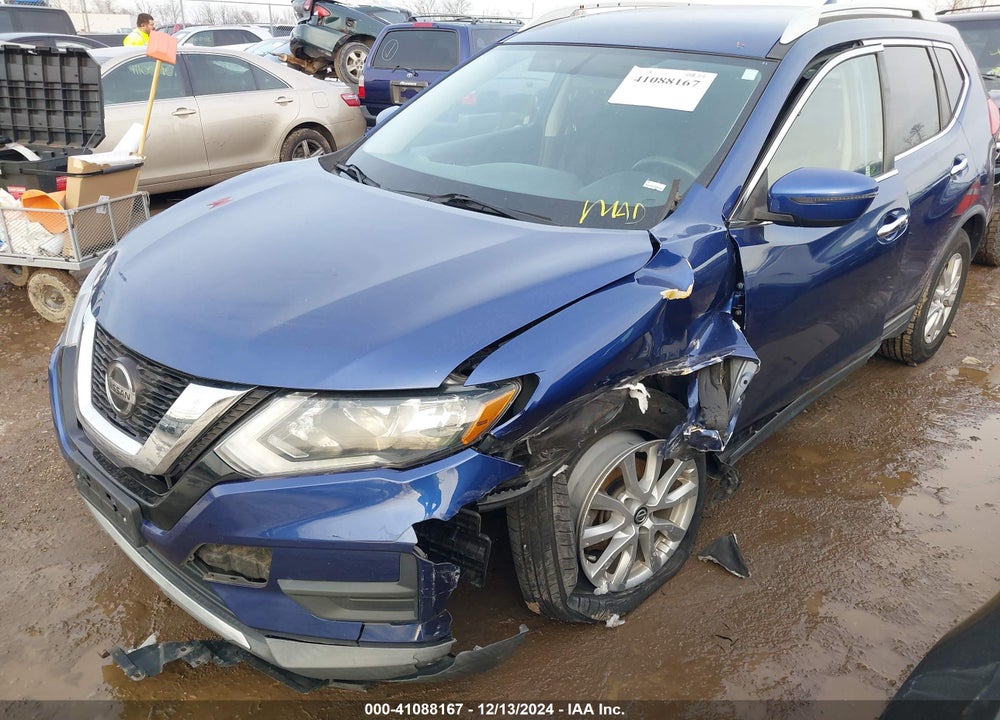 2018 NISSAN ROGUE SV VIN: KNMAT2MV5JP593909