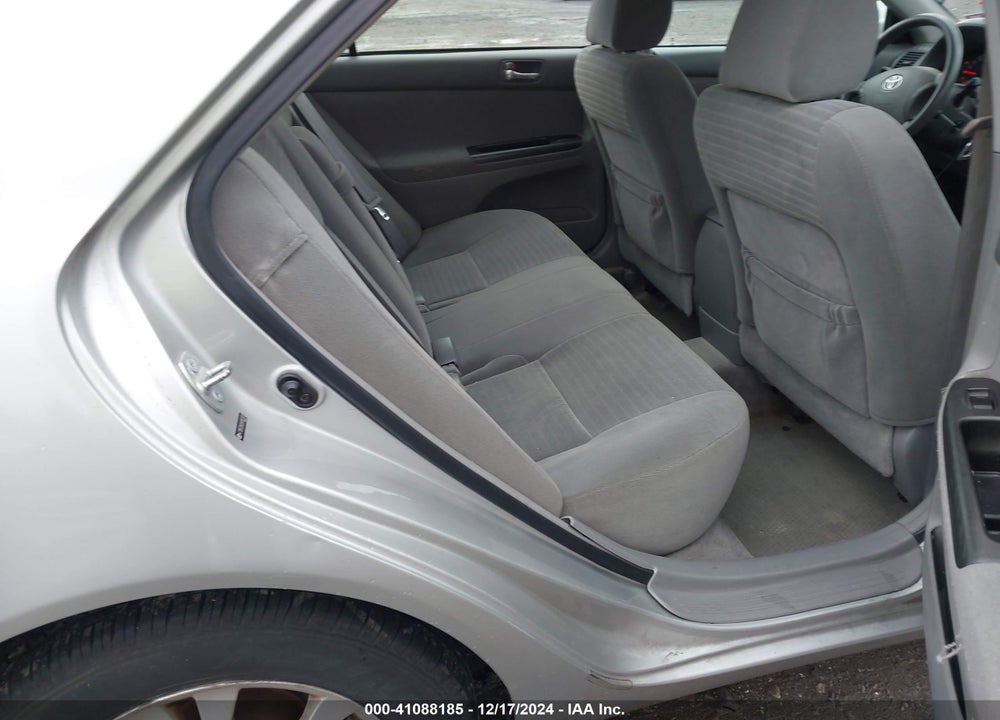 2005 TOYOTA CAMRY LE V6 VIN: 4T1BF32K05U085165