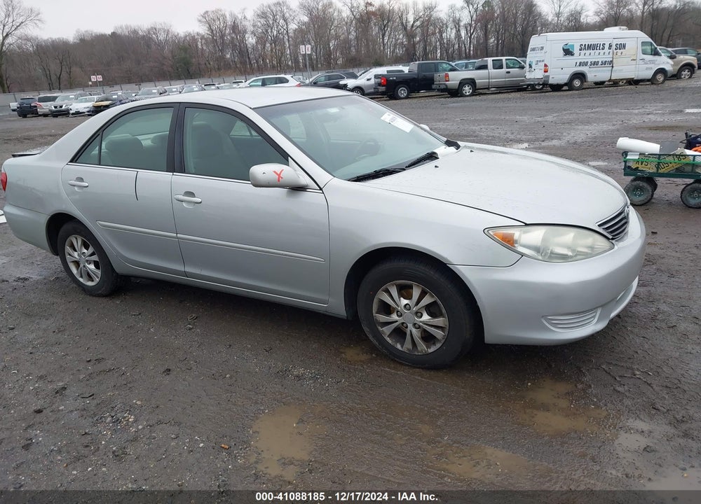 2005 TOYOTA CAMRY LE V6 VIN: 4T1BF32K05U085165