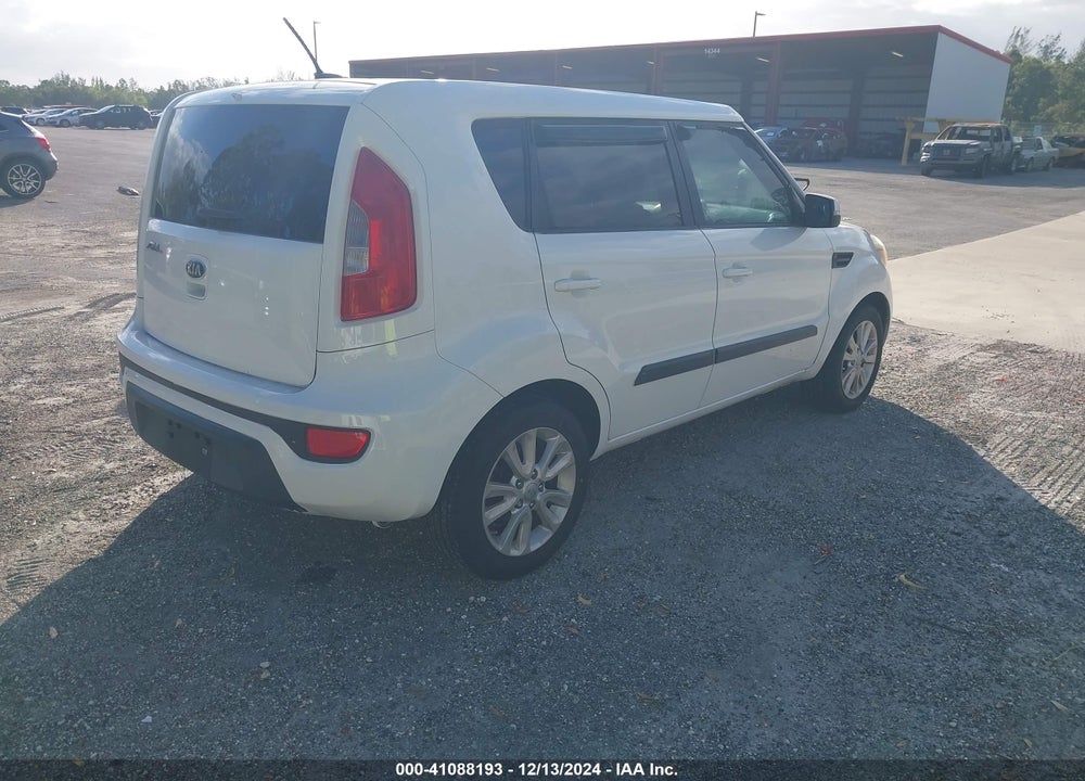 2013 KIA SOUL VIN: KNDJT2A6XD7525428