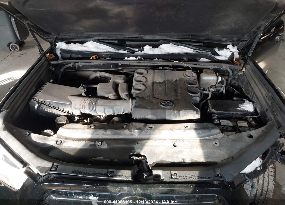 2011 TOYOTA 4RUNNER LIMITED V6 VIN: JTEBU5JR9B5047424