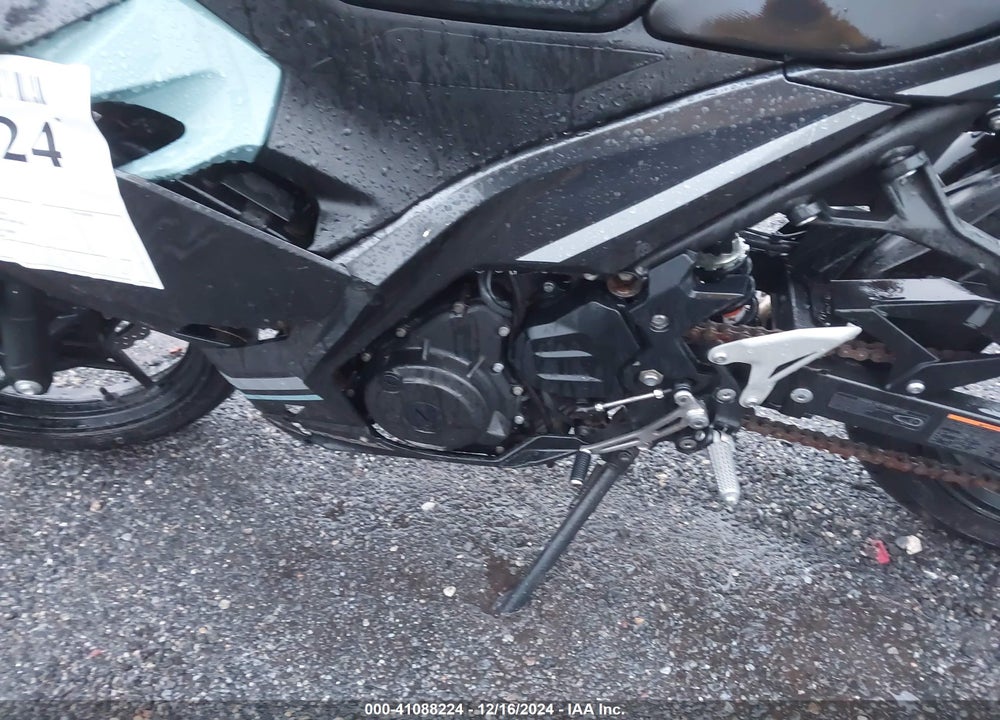 2020 KAWASAKI EX400 VIN: JKAEXKG14LDA68114