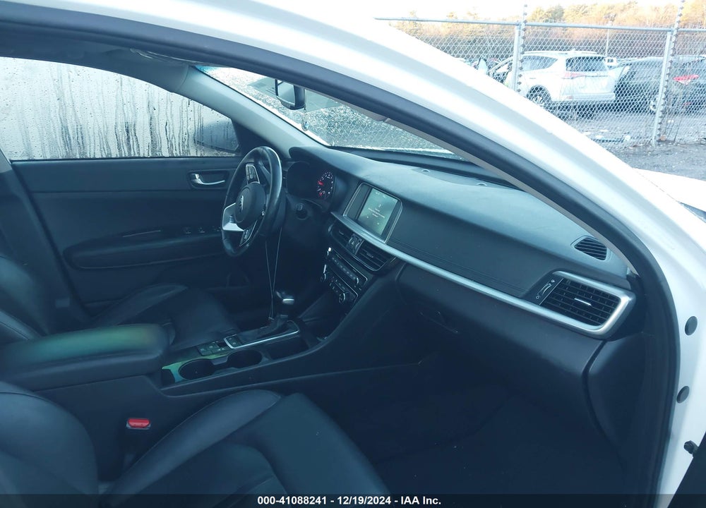 2019 KIA OPTIMA EX VIN: 5XXGU4L13KG303631