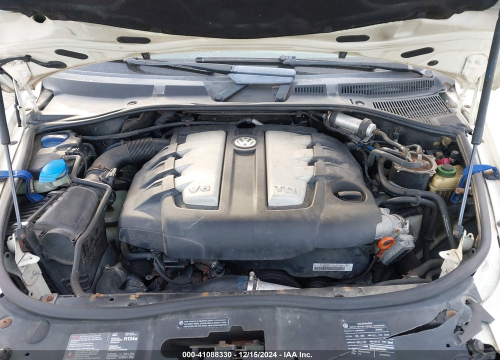 2009 VOLKSWAGEN TOUAREG 2 V6 TDI VIN: WVGFM77L39D036046