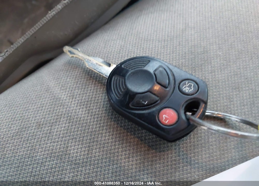 2010 FORD FUSION SE VIN: 3FAHP0HG1AR195906
