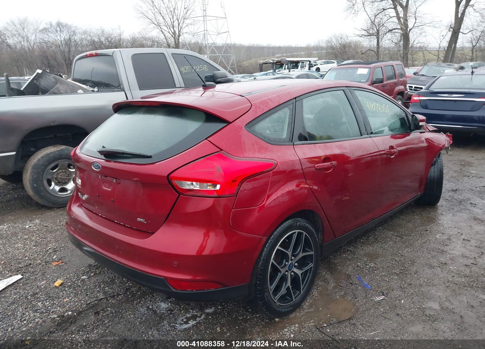 2017 FORD FOCUS SEL VIN: 1FADP3M2XHL229120