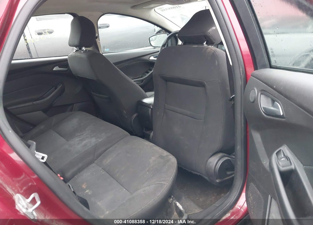 2017 FORD FOCUS SEL VIN: 1FADP3M2XHL229120