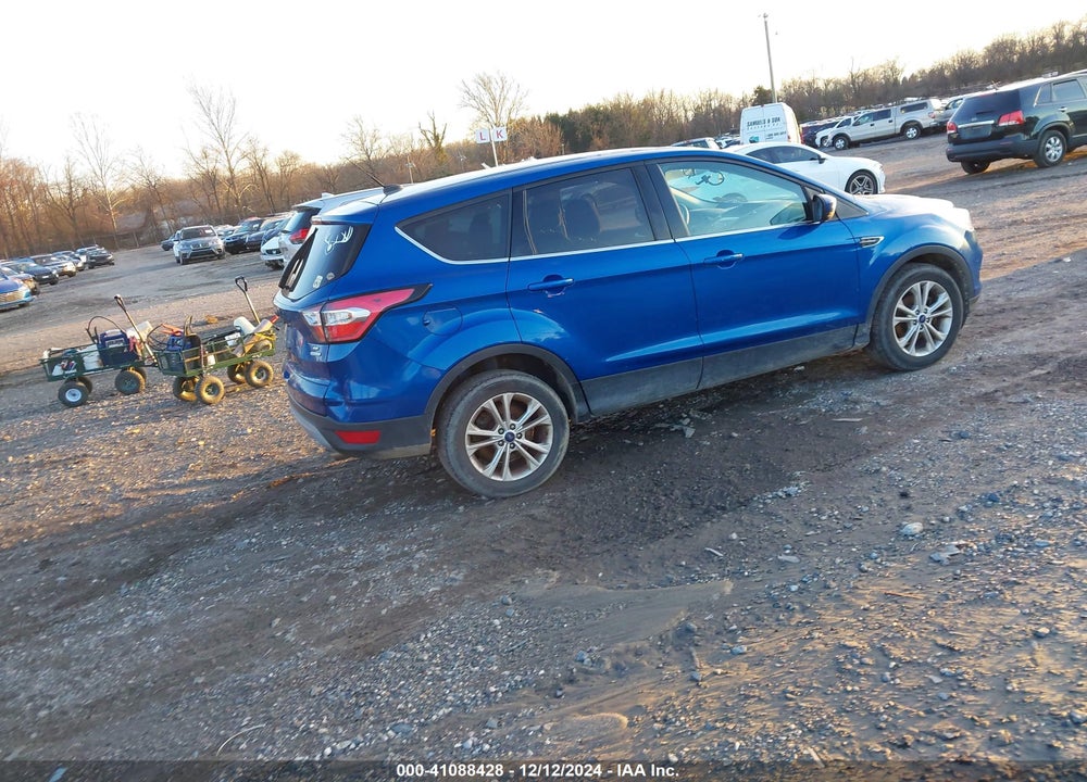 2017 FORD ESCAPE SE VIN: 1FMCU0G90HUA24174