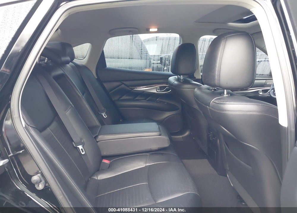 2011 INFINITI M37 VIN: JN1BY1AP5BM326801