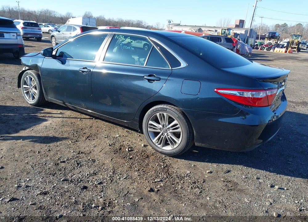 2017 TOYOTA CAMRY SE VIN: 4T1BF1FK1HU390810