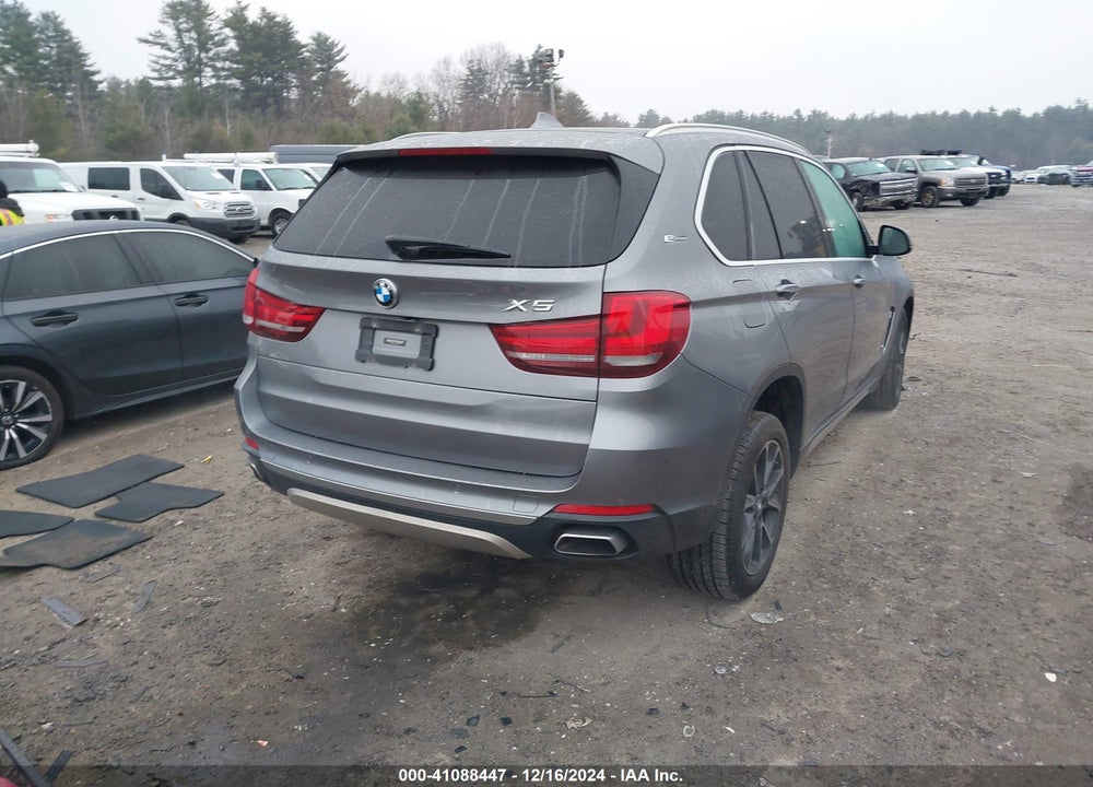 2018 BMW X5 EDRIVE XDRIVE40E IPERFORMANCE VIN: 5UXKT0C5XJ0W01374