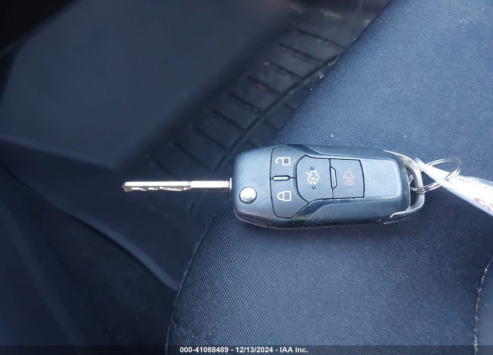 2013 FORD FUSION SE VIN: 3FA6P0H75DR270652