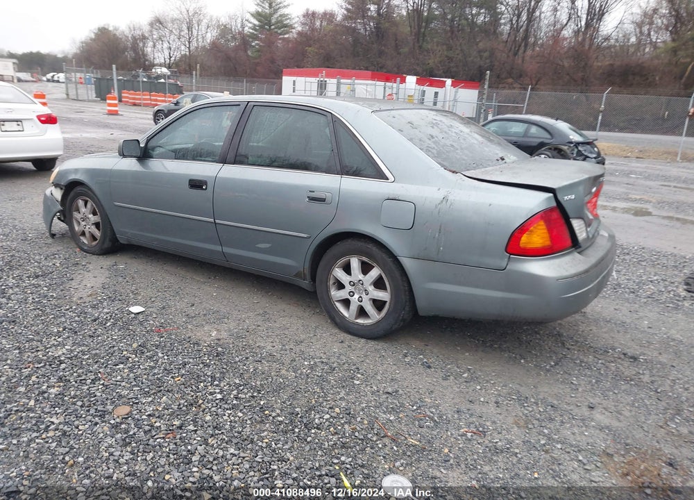 2000 TOYOTA AVALON XLS VIN: 4T1BF28B0YU051717