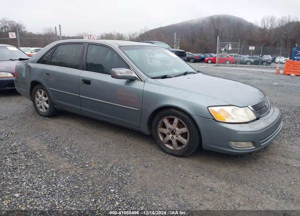 2000 TOYOTA AVALON XLS VIN: 4T1BF28B0YU051717