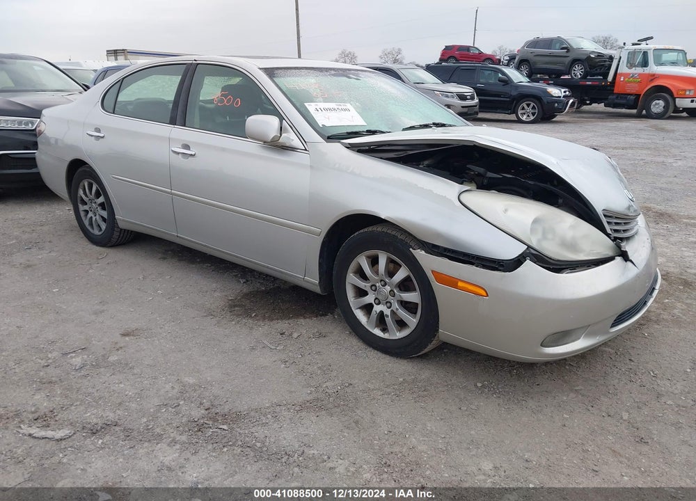 2002 LEXUS ES 300 VIN: JTHBF30G120011855