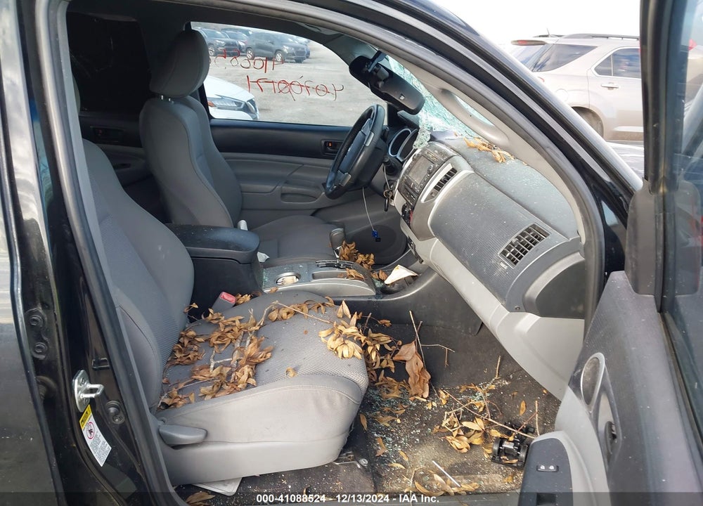 2013 TOYOTA TACOMA DOUBLE CAB VIN: 3TMLU4ENXDM112109