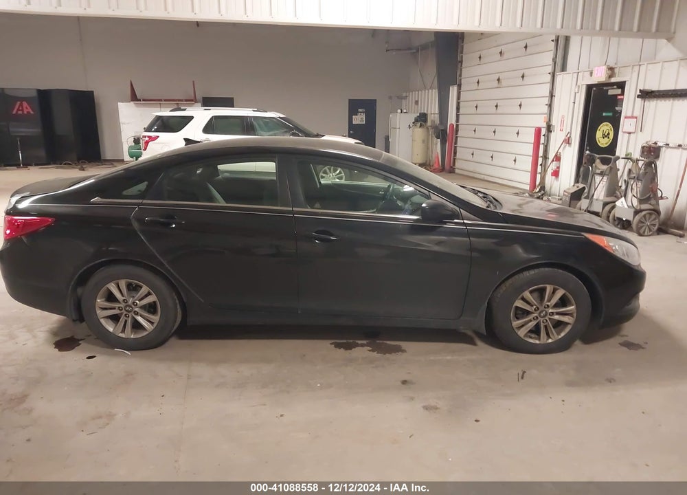 2012 HYUNDAI SONATA VIN: 5NPEB4AC9CH431282