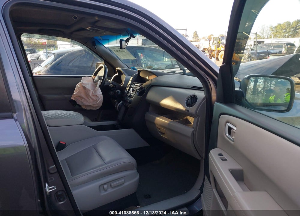 2014 HONDA PILOT EX-L VIN: 5FNYF4H54EB034427