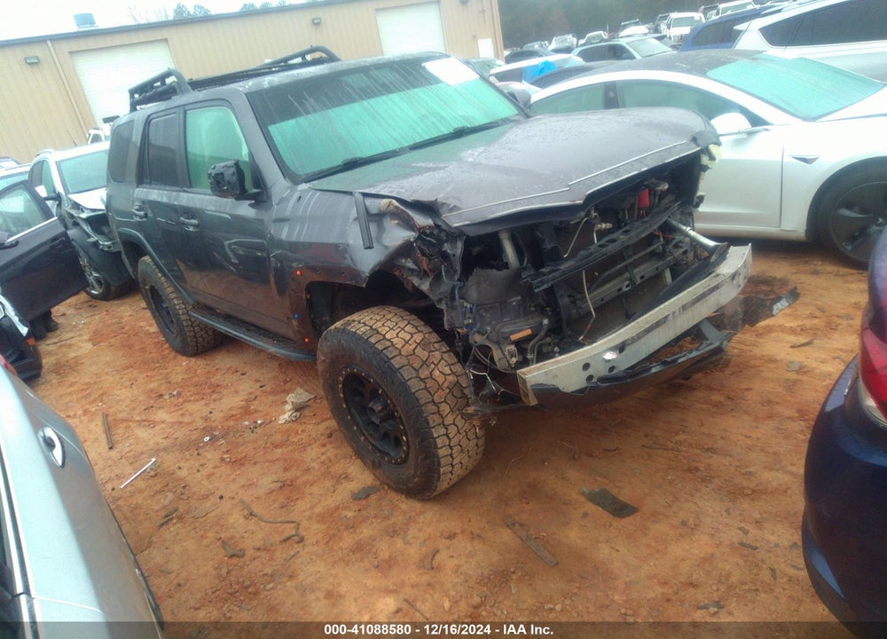 2011 TOYOTA 4RUNNER SR5 V6 VIN: JTEBU5JR1B5051516
