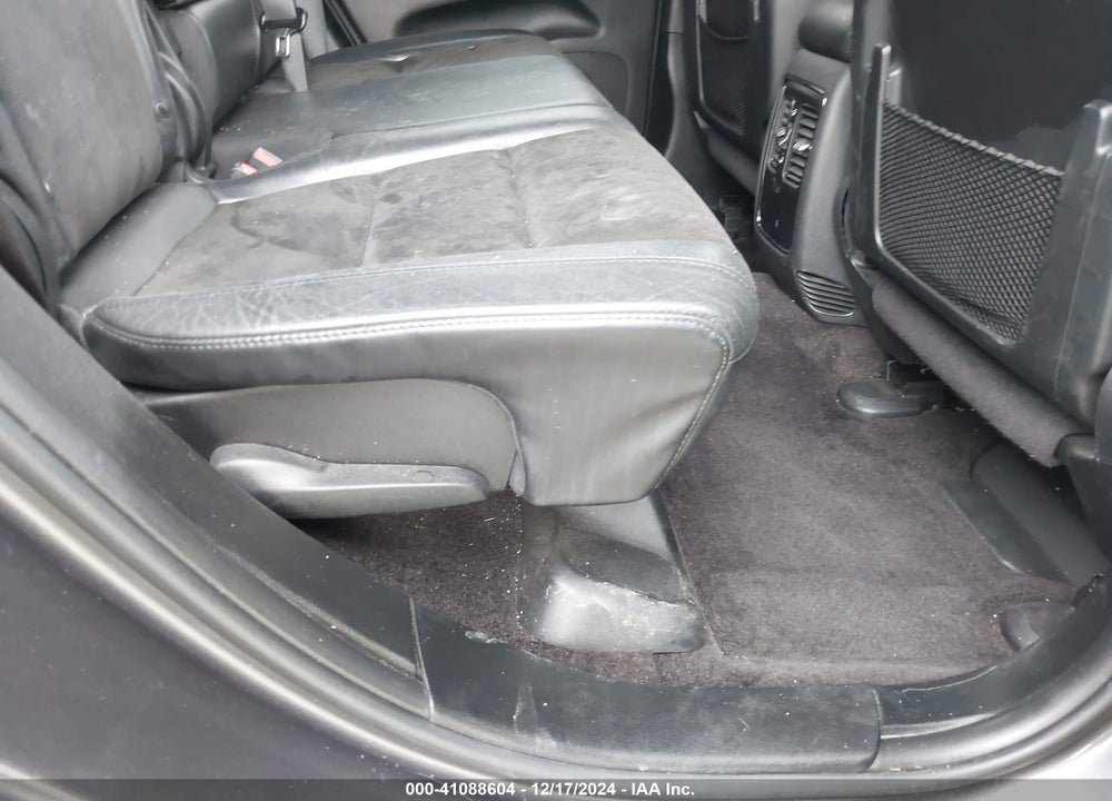 2019 JEEP GRAND CHEROKEE LAREDO E 4X2 VIN: 1C4RJEAG3KC580777