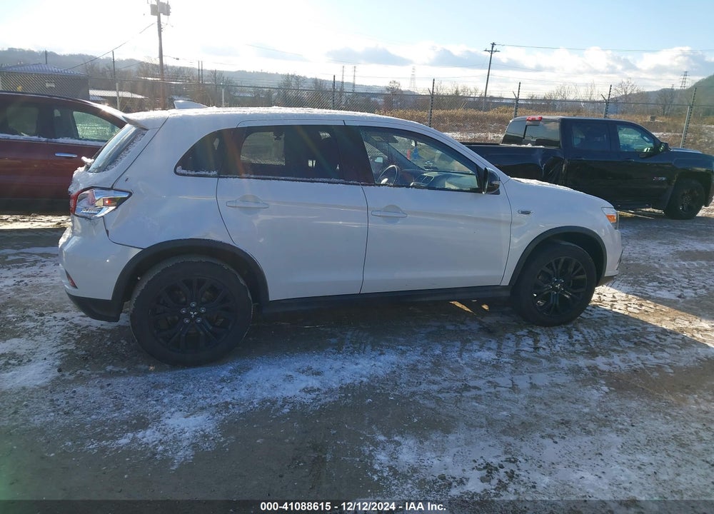 2018 MITSUBISHI OUTLANDER SPORT 2.0 ES VIN: JA4AR3AU7JU003513