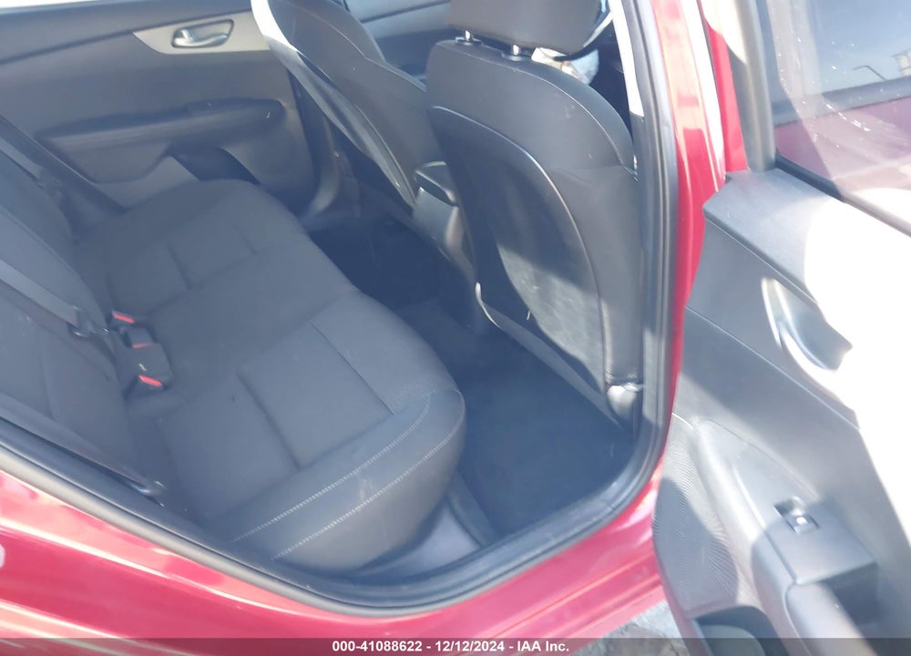 2021 KIA FORTE VIN: 3KPF24AD3ME266512