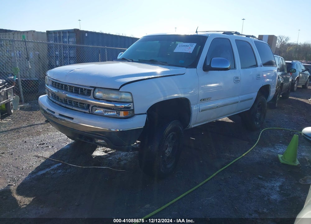 2002 CHEVROLET TAHOE LT VIN: 1GNEK13Z82R218189