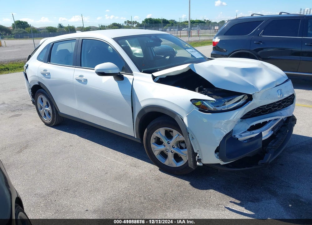 2024 HONDA HR-V 2WD LX VIN: 3CZRZ1H32RM734533