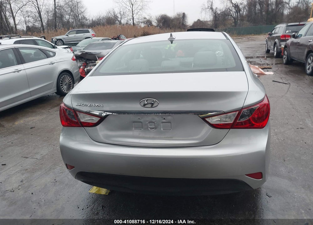 2014 HYUNDAI SONATA GLS VIN: 5NPEB4AC4EH837201