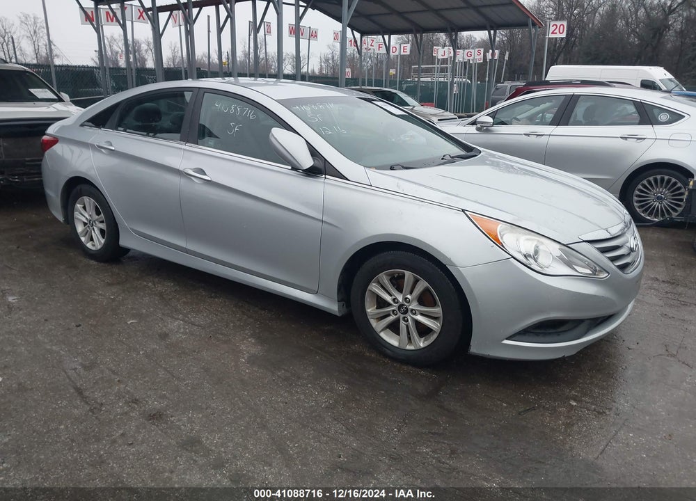 2014 HYUNDAI SONATA GLS VIN: 5NPEB4AC4EH837201
