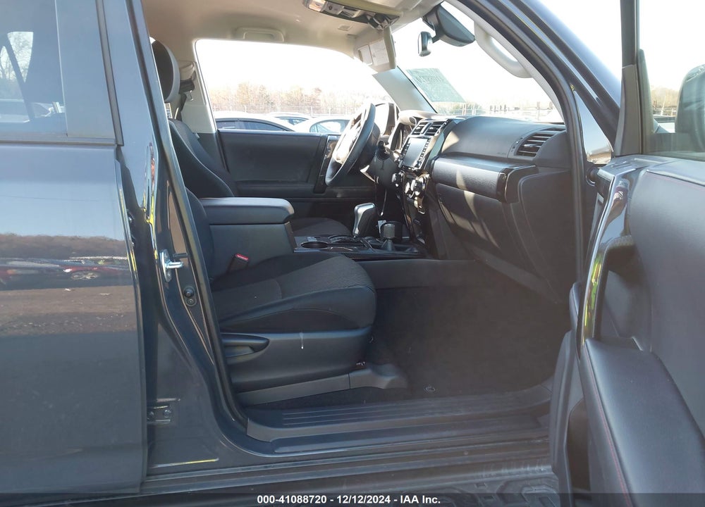 2024 TOYOTA 4RUNNER TRD OFF ROAD VIN: JTEPU5JR6R6267629