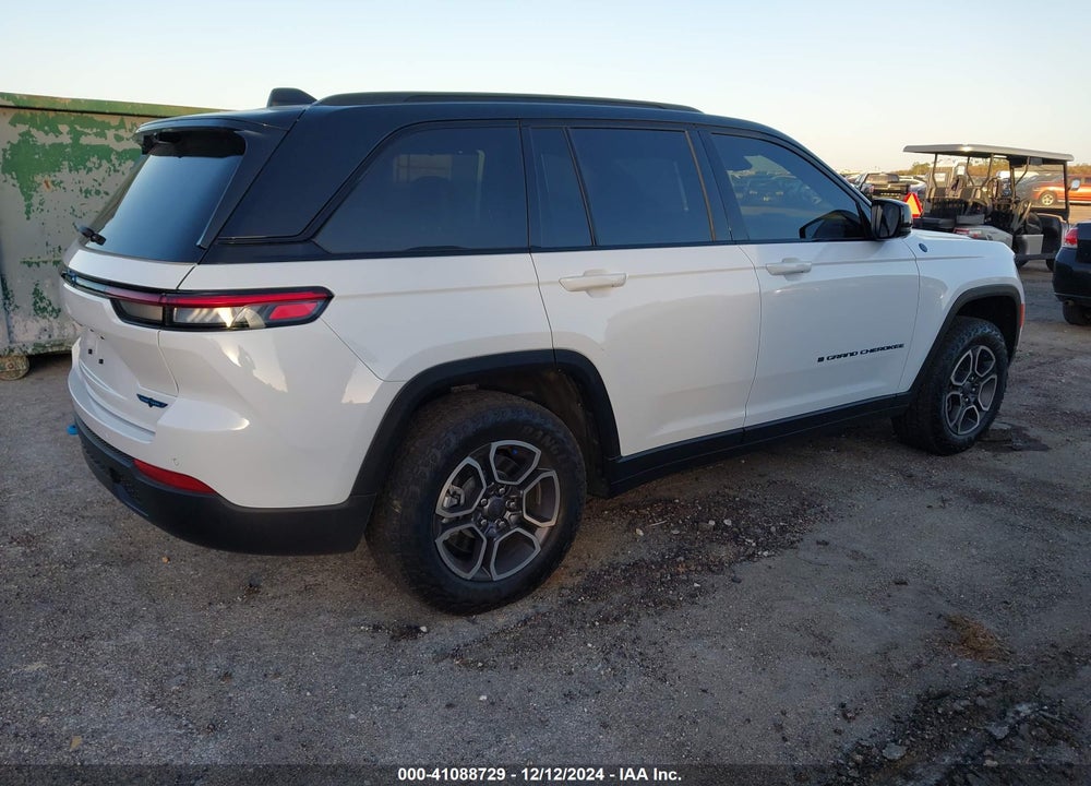 2023 JEEP GRAND CHEROKEE 4XE TRAILHAWK VIN: 1C4RJYC64P8803229