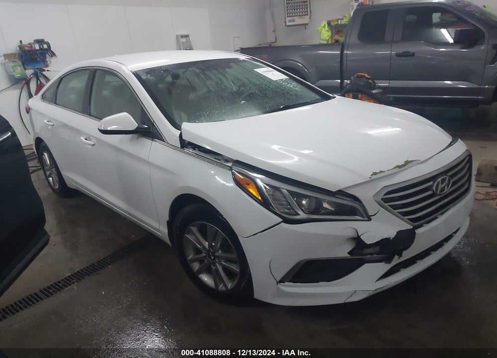 2016 HYUNDAI SONATA SE VIN: 5NPE24AF9GH298796