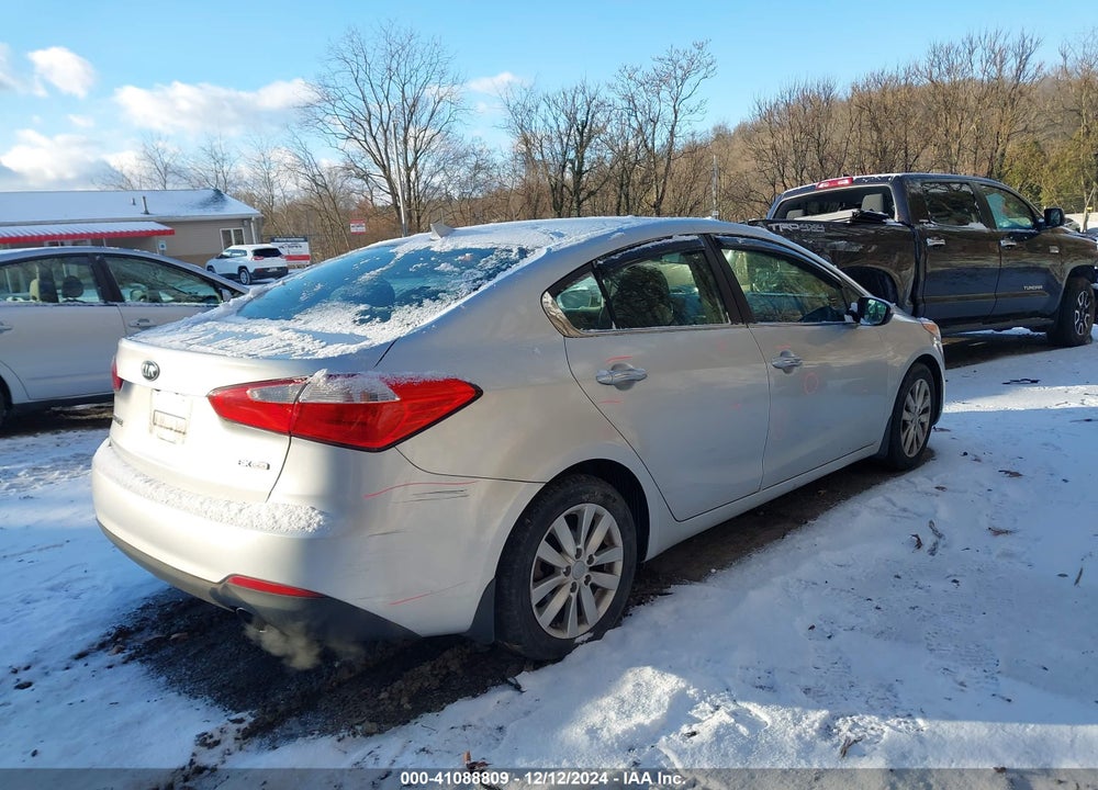 2014 KIA FORTE VIN: KNAFX4A83E5106127