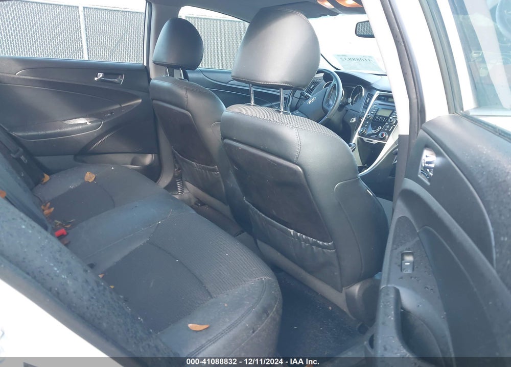 2011 HYUNDAI SONATA SE VIN: 5NPEC4AC9BH305810