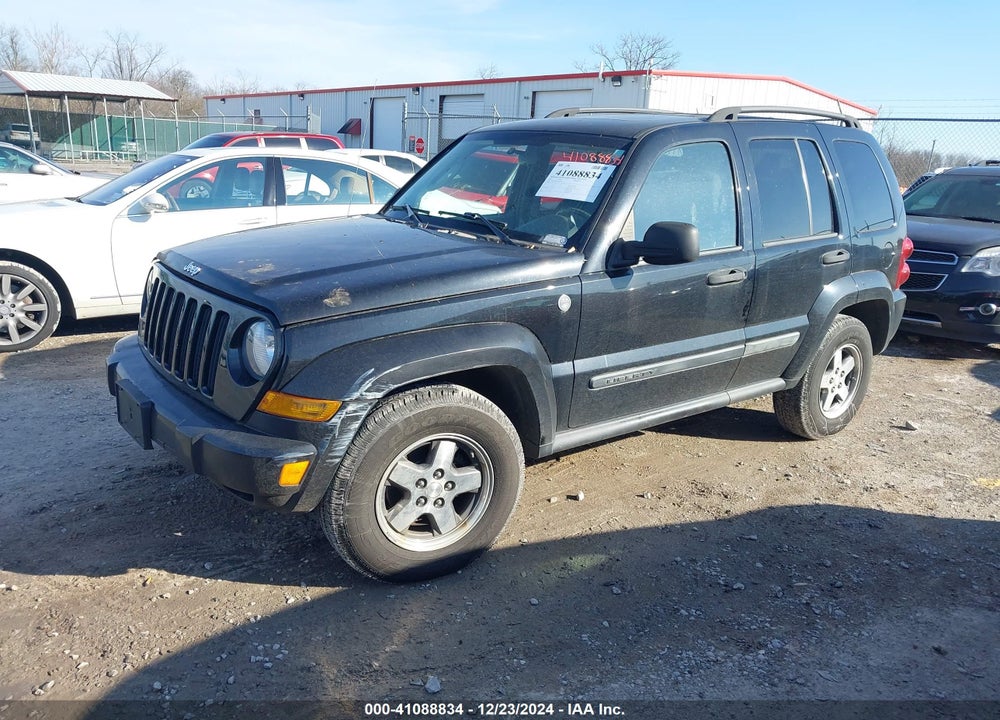 2005 JEEP LIBERTY RENEGADE VIN: 1J4GL38K55W638188