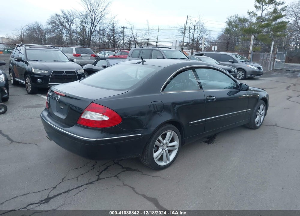 2008 MERCEDES-BENZ CLK 350 VIN: WDBTJ56H28F235608