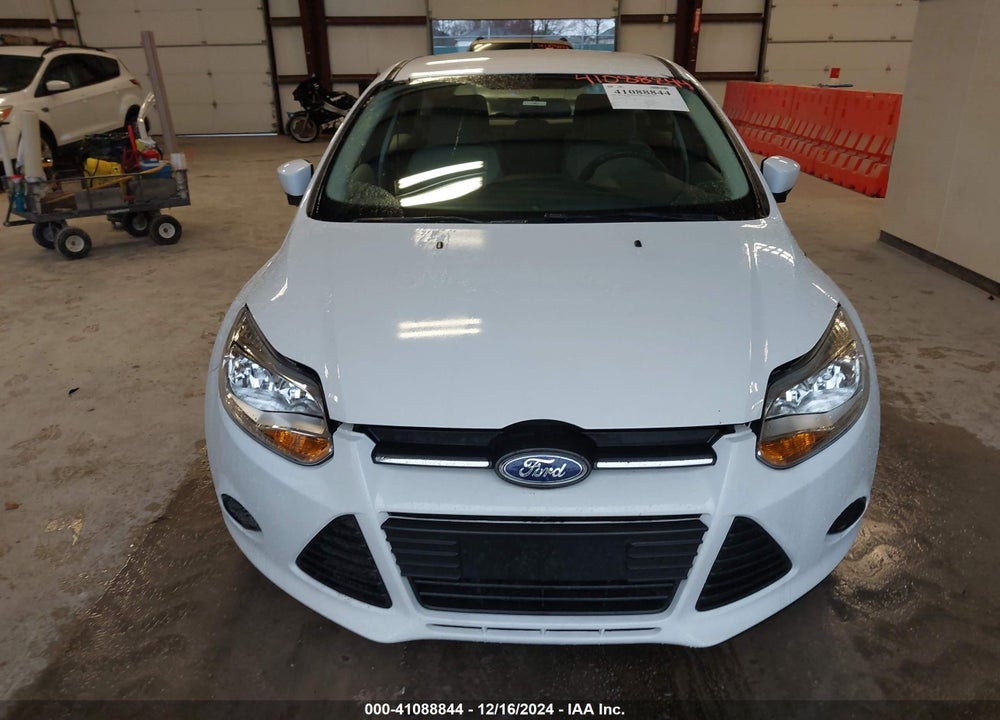 2014 FORD FOCUS SE VIN: 1FADP3K27EL438586